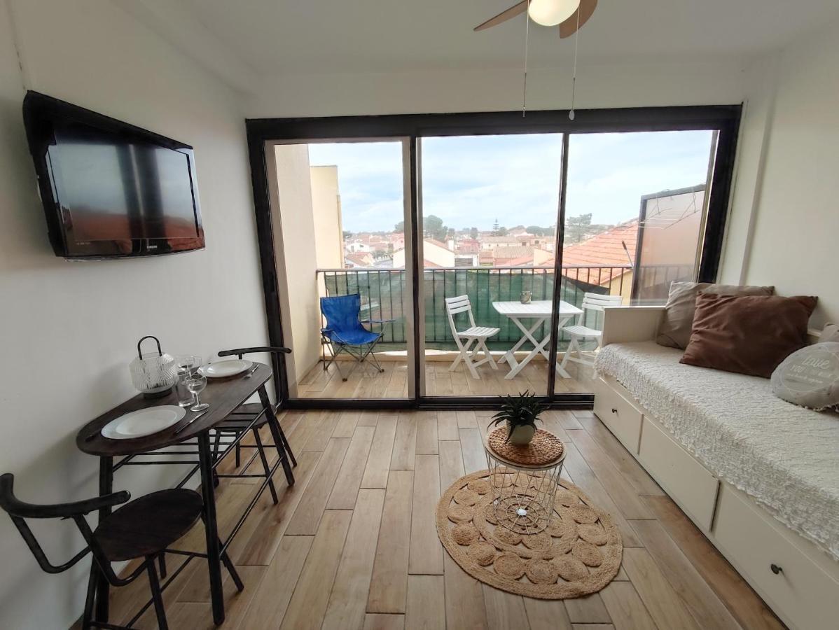 Beau studio à 1 minute de la plage Canet-en-Roussillon Esterno foto